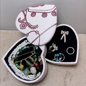 PANDORA jewelry/trinket box